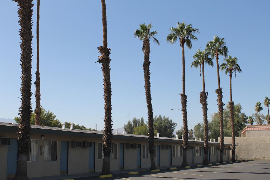 Indio Holiday Motel Екстериор снимка