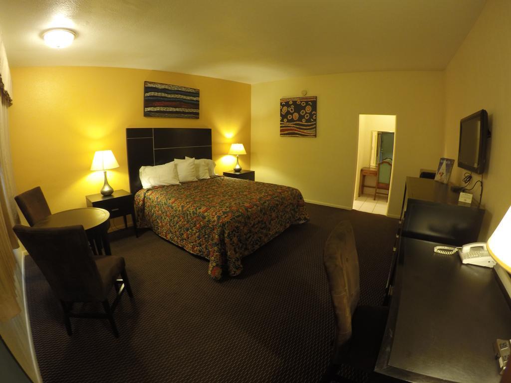 Indio Holiday Motel Екстериор снимка