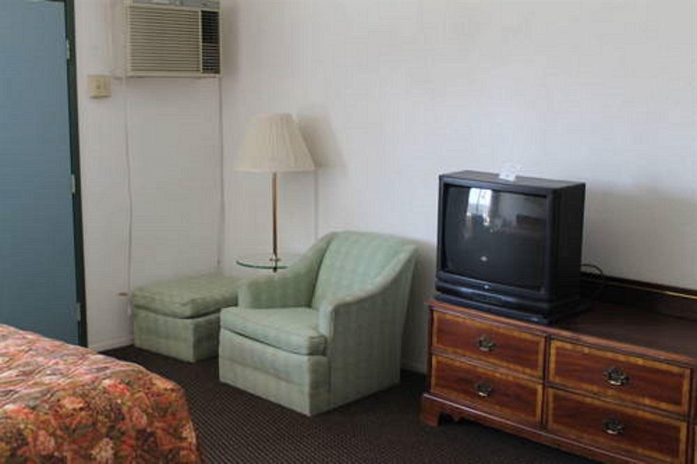 Indio Holiday Motel Екстериор снимка