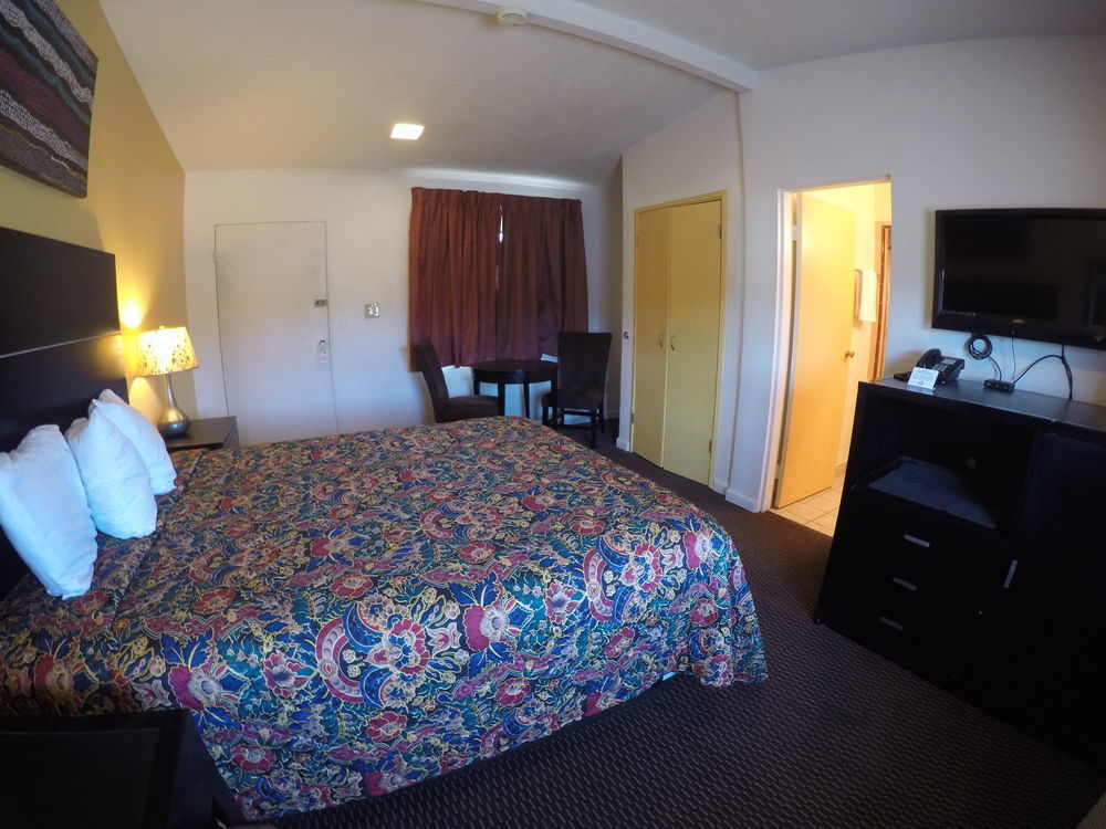 Indio Holiday Motel Екстериор снимка